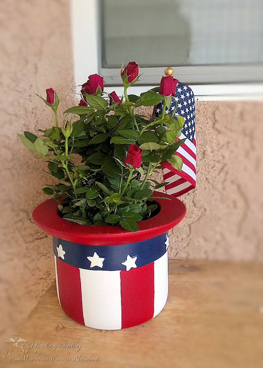 American Pride mini roses from the FTD USO Collection